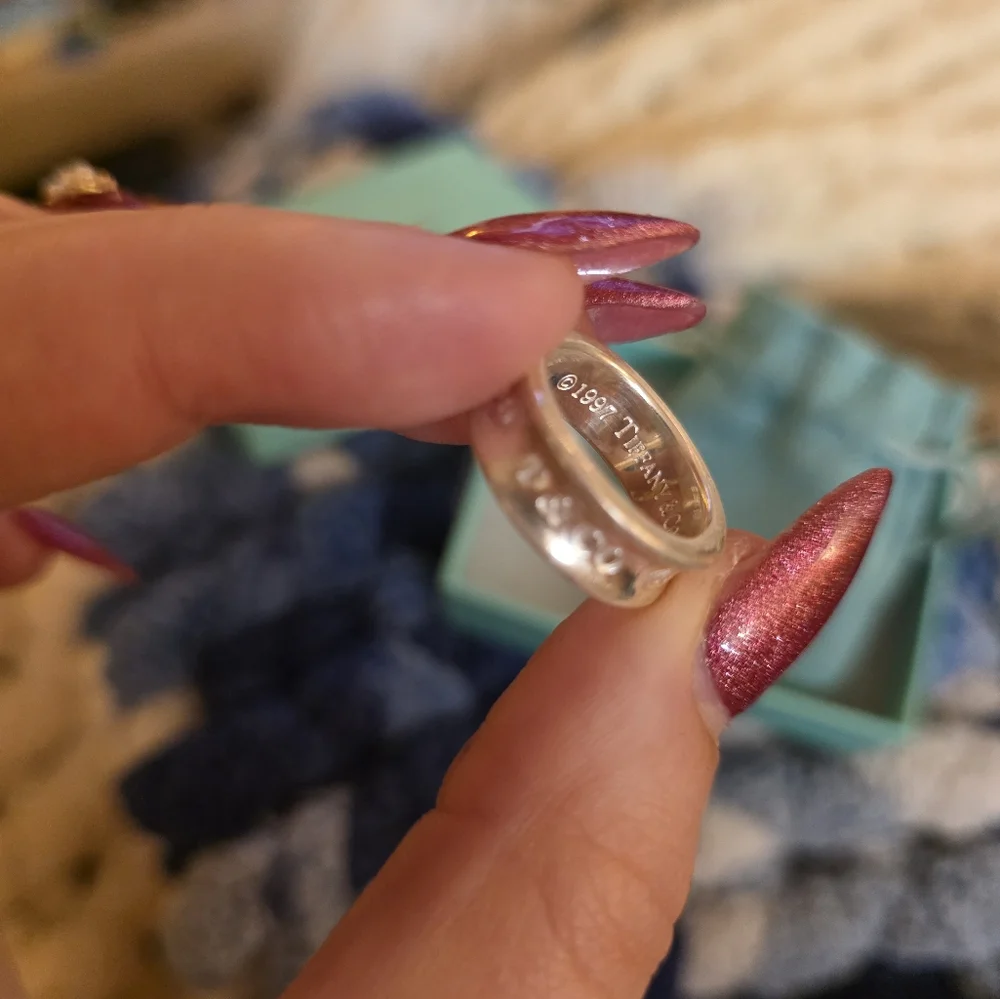 1997 Vintage Tiffany & Co. Silver Ring - Picture 4 of 6